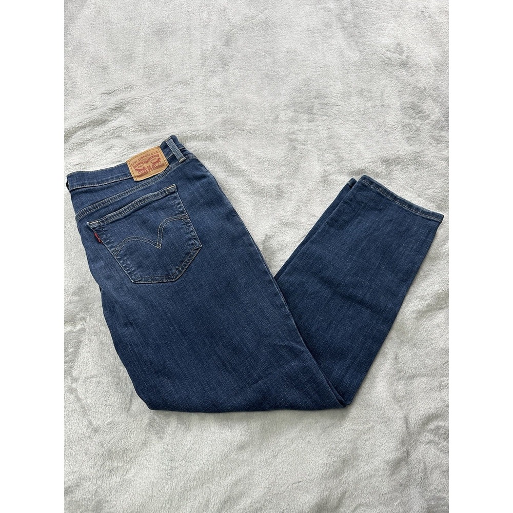 Levi's Boyfriend Jeans Women 31 Medium Wash Blue Denim Distressed Casual Stretch
